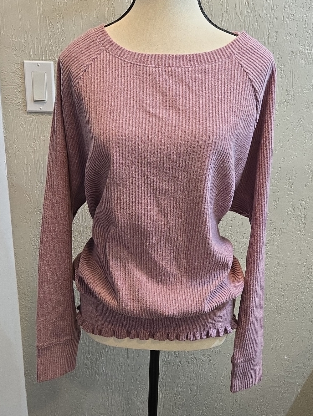Nine West Ribbed Scoop Neck Pullover Lightweight Sweater